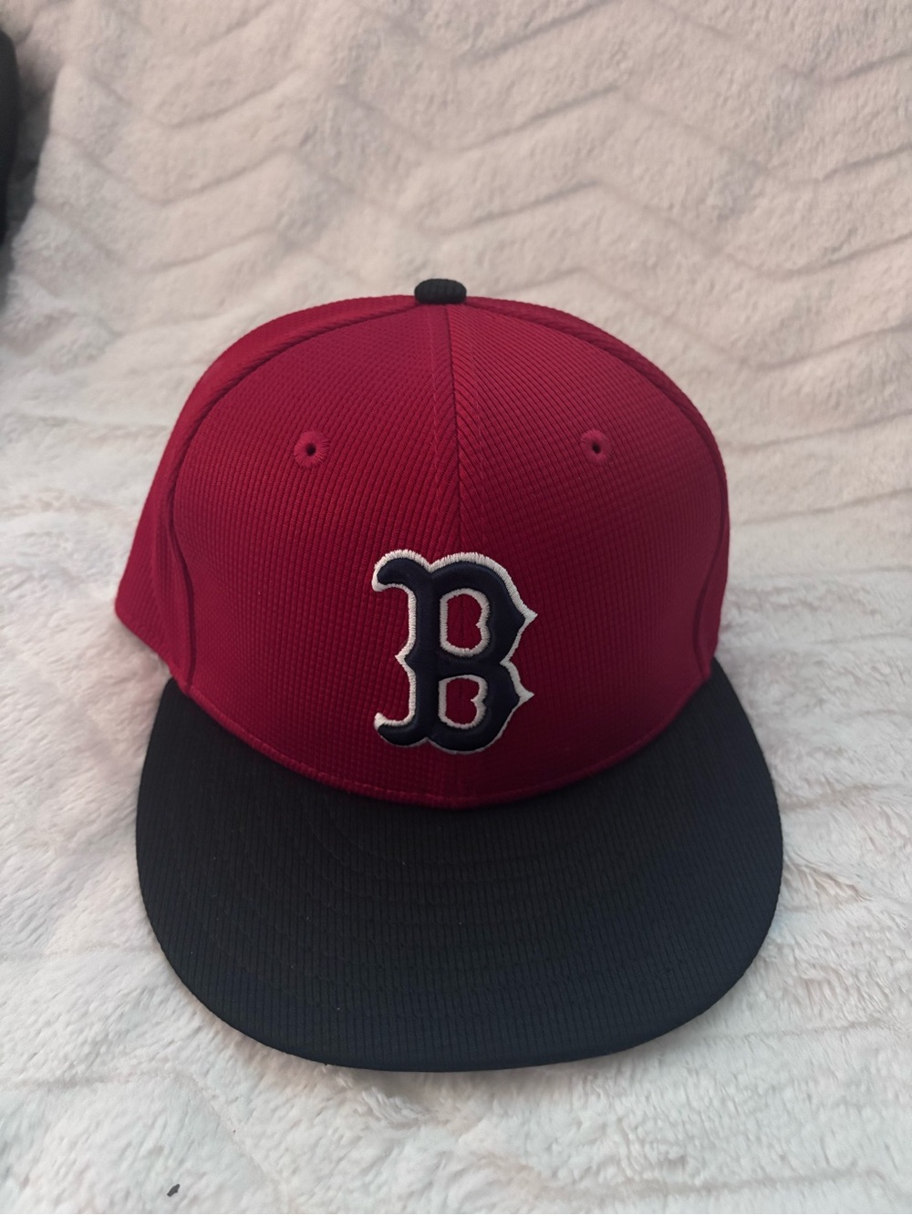 Boston Red Sox Two-Tone Fitted Hat - Red & Black